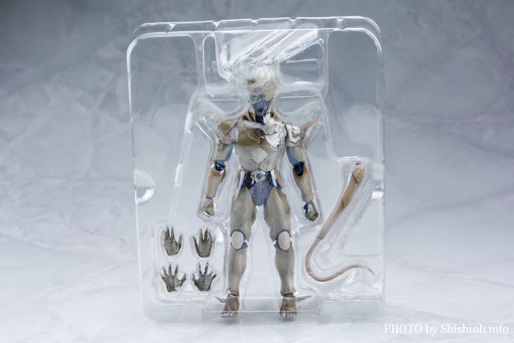 レビュー】 バンダイ 魂ウェブ商店 S.H.Figuarts ドラス [仮面ライダーZO]