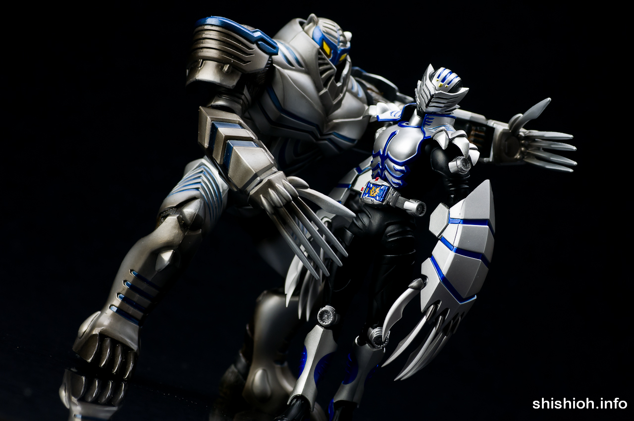 レビュー】 バンダイ S.H.Figuarts仮面ライダータイガ [仮面ライダー龍騎]