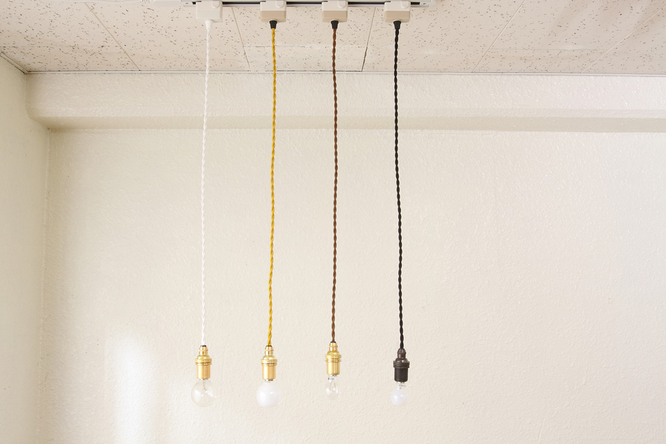 オパールセントガラス フリルペンダントランプ｜アンティーク家具