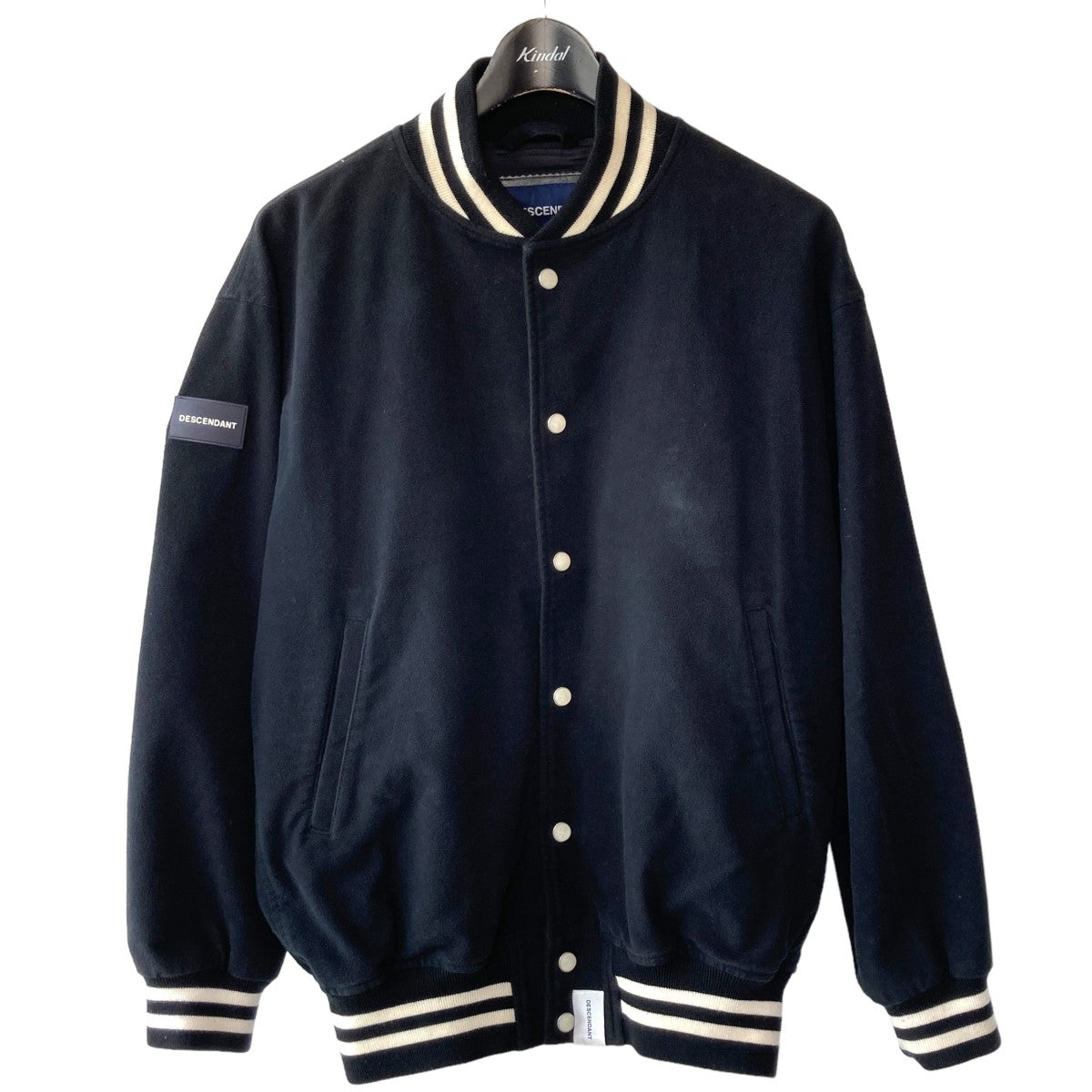 DESCENDANT(ディセンダント) スタジャン ブラック、アイボリー サイズ