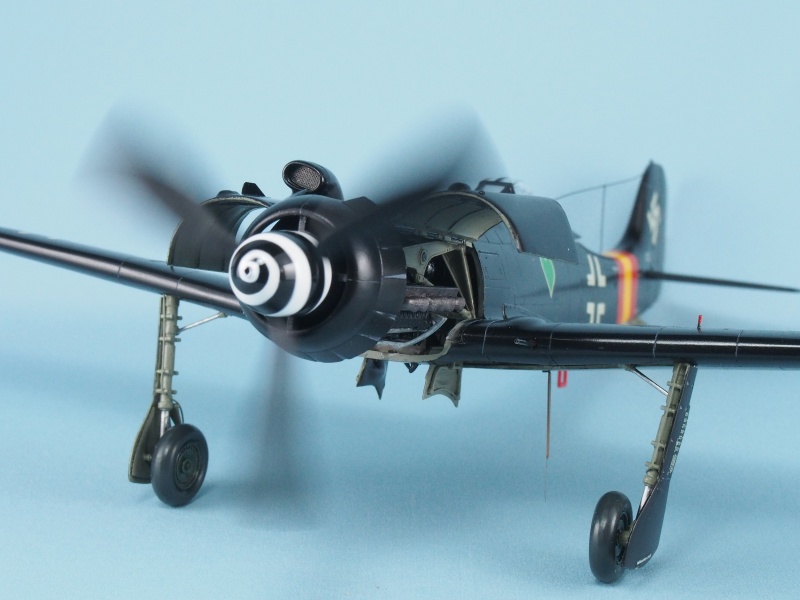 ハセガワ（DRAGON）フォッケウルフ Ta152H-1