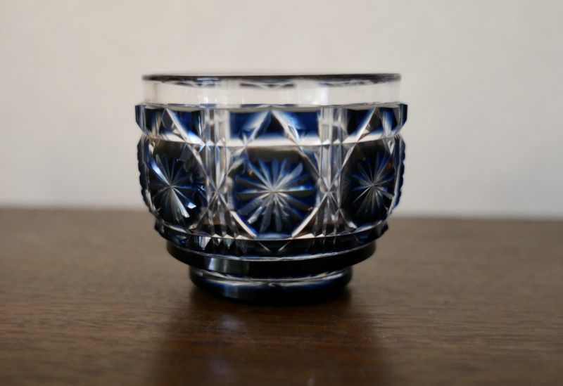 島津 薩摩切子 色被せガラス 切子お猪口【藍】 – smileantiques