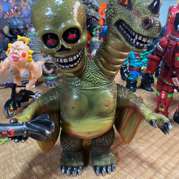 分身怪獣マルチ（ミラーマン） | ソフビマニア - 日本最大のソフビ検索