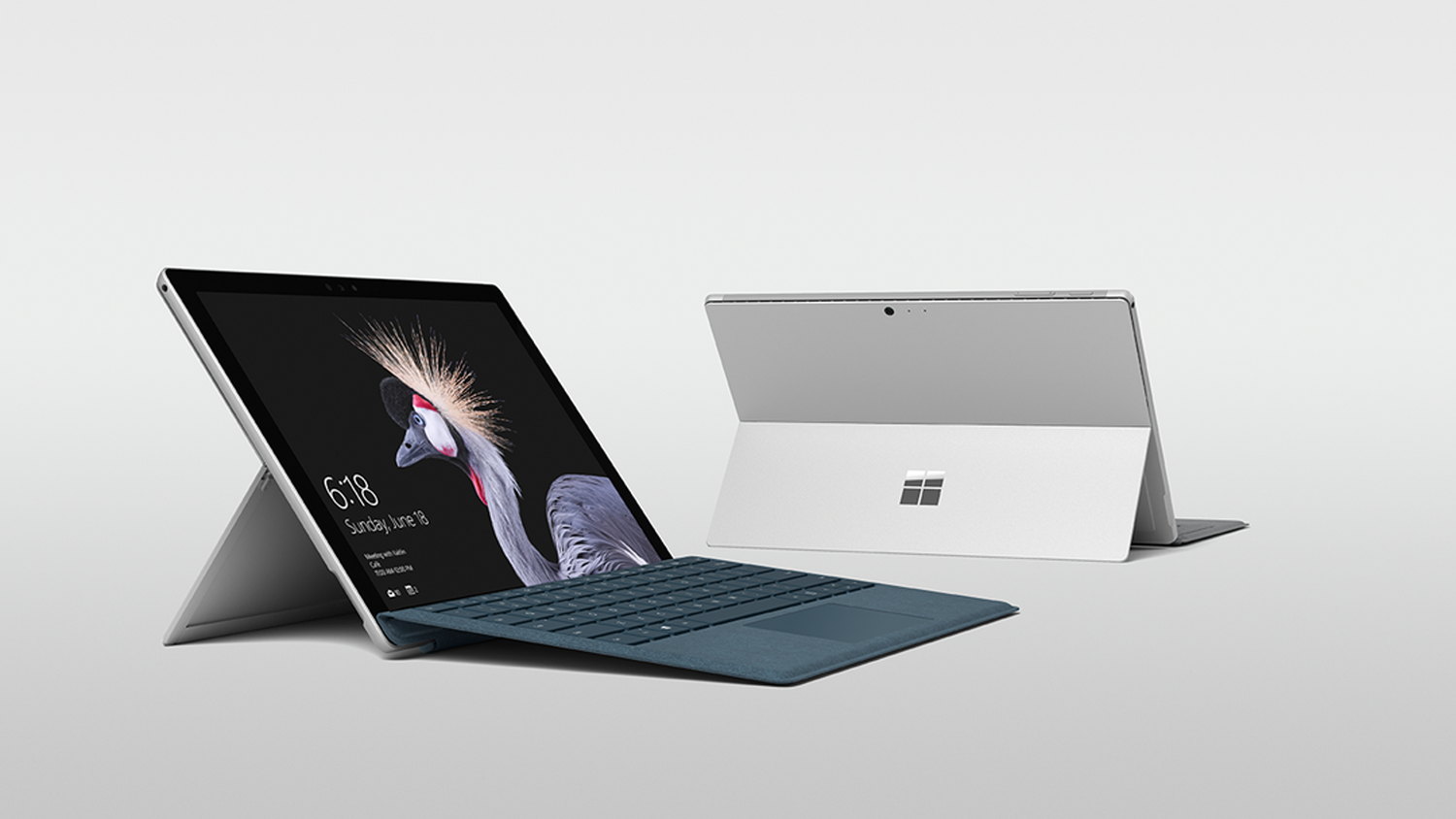 外出先でも妥協しない。SIM が挿さる『Surface Pro LTE Advanced』が