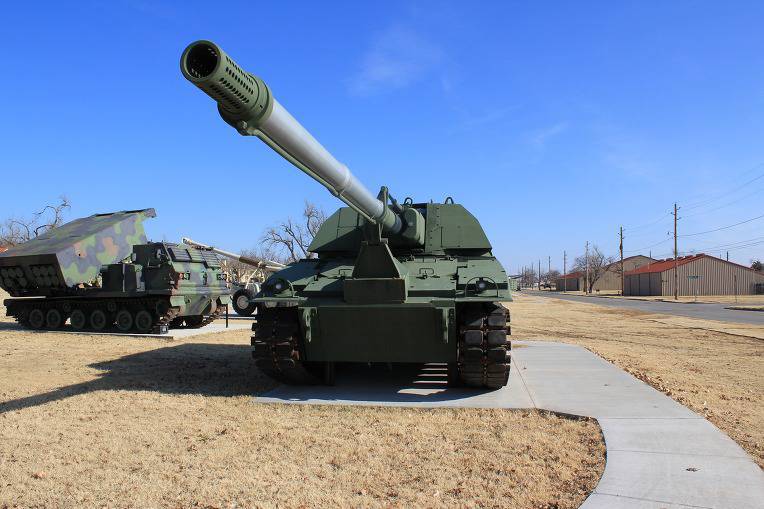 自走砲「クルセイダー」。 プロジェクトXM2001クルセイダー（アメリカ）