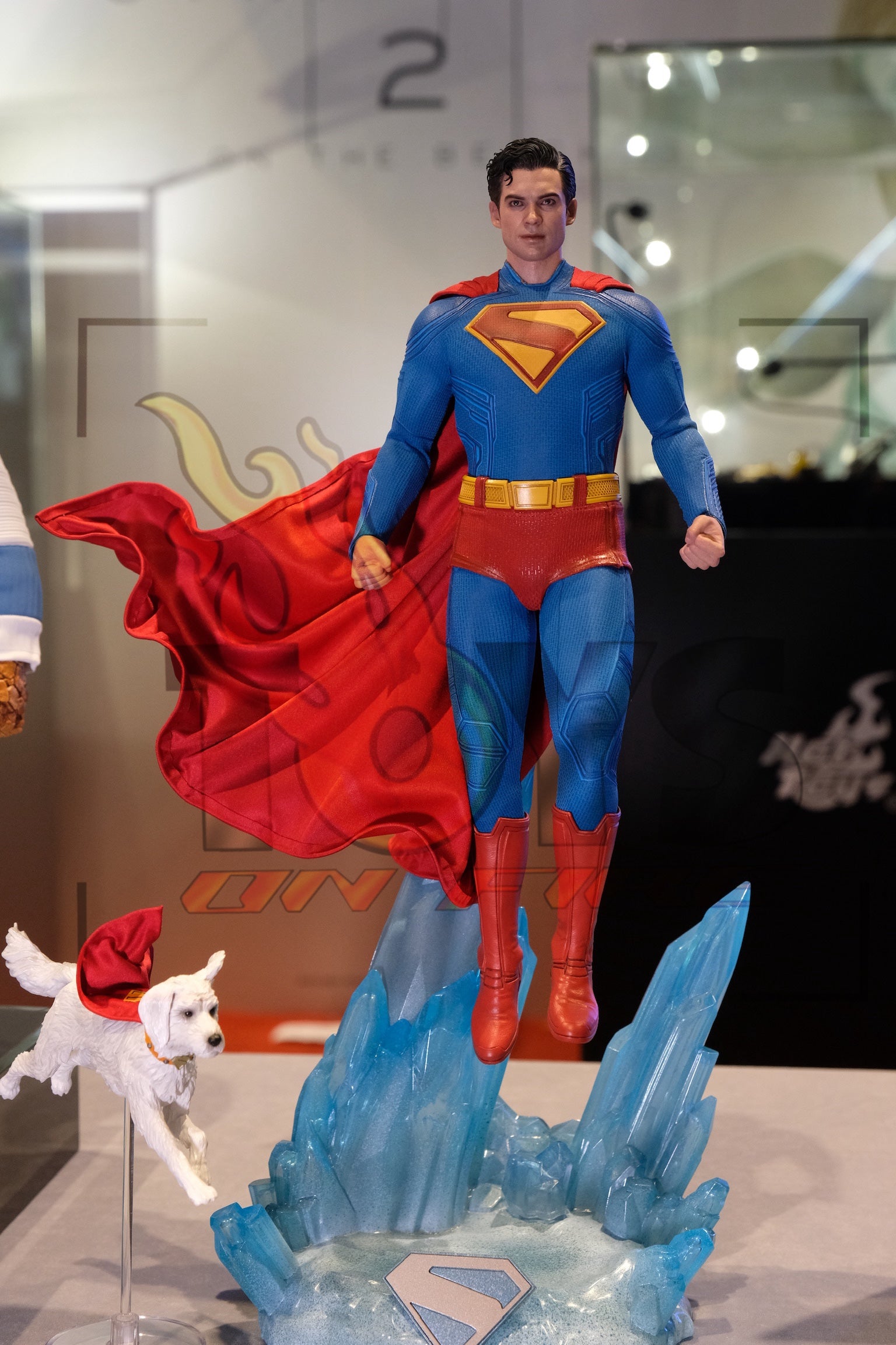 PRE-ORDER HOT TOYS MMS812 SUPERMAN & KRYPTO 1/6TH SCALE