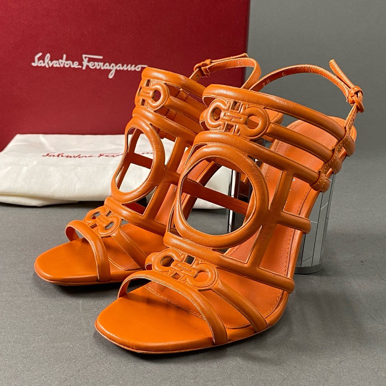 6f18 Salvatore Ferragamo サルヴァトーレ フェラガモ Florenza ミラー