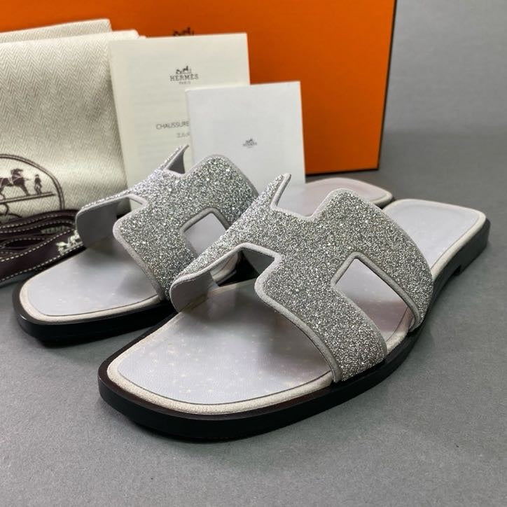 2d7 HERMES エルメス グリッター オランH サンダル 37 1/2 シルバー