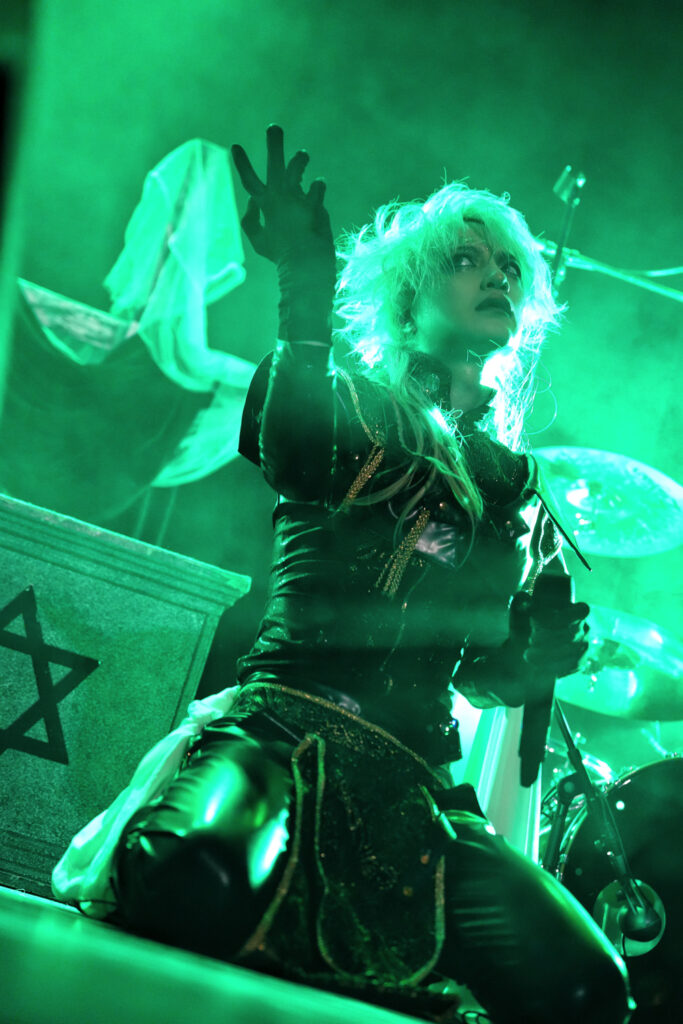 DAVID（SUI）が創りあげた「六芒世界-THE DECADENT WORLD xxx