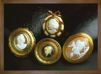 オート ジュエラー・アキオ モリ／商品の紹介 シルバー・カメオなど