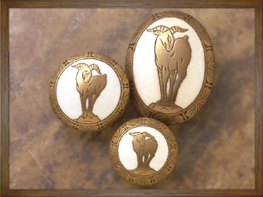 オート ジュエラー・アキオ モリ／商品の紹介 象牙のブローチ