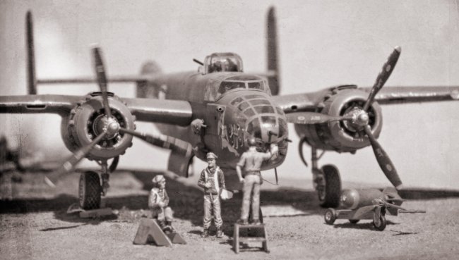 1/48 Monogram B-25J Mitchell by Ramon R. Lomeli