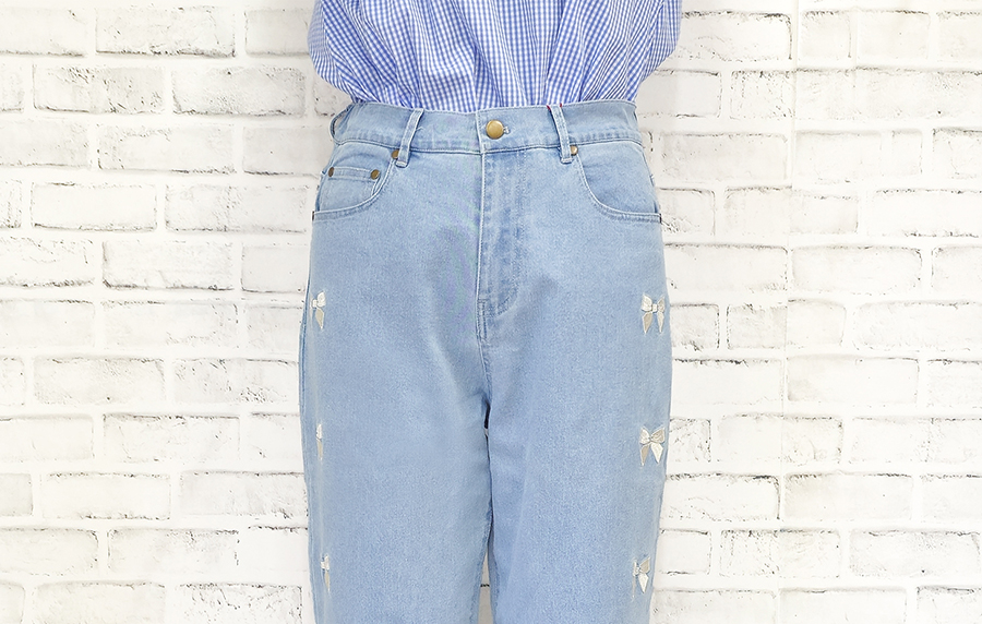 びっくりストレッチりぼん刺繍デニム デニム ＆ LOVE CLOSET