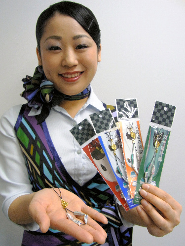 朝日新聞デジタル：ミニチュア新幹線もつながる JR4社ストラップ