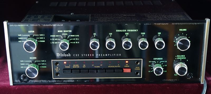 マッキントッシュ McIntosh C32 プリアンプ