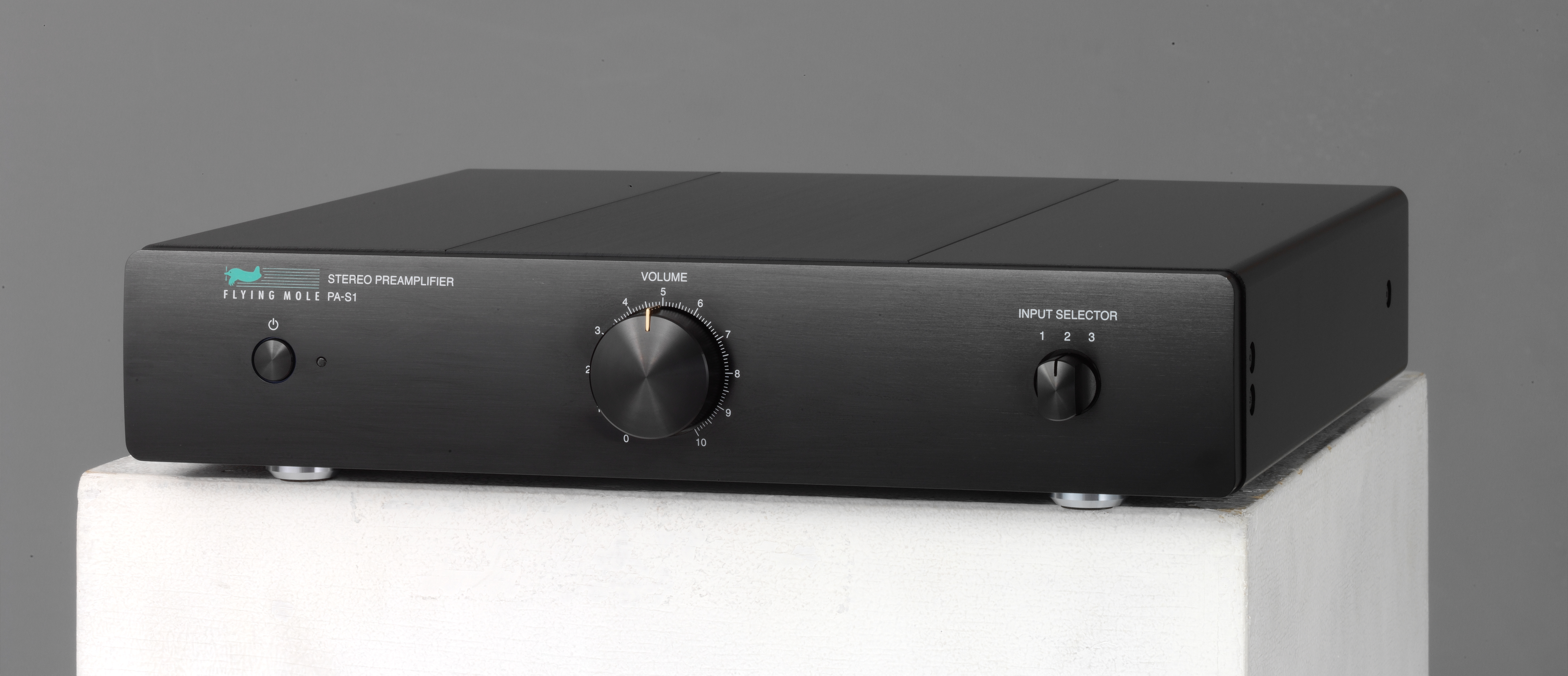 株式会社フライングモール | デジタルアンプ ウェブサイト