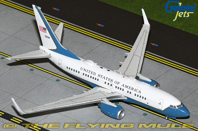 C-40B Clipper 1:200 Diecast Model - GeminiJets GJ-G2AFO1279 - $86.95