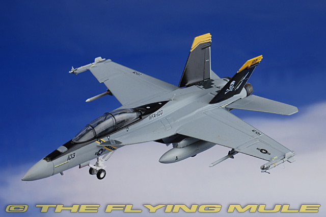 F/A-18F Super Hornet 1:200 Diecast Model - Hogan Wings HG-6009