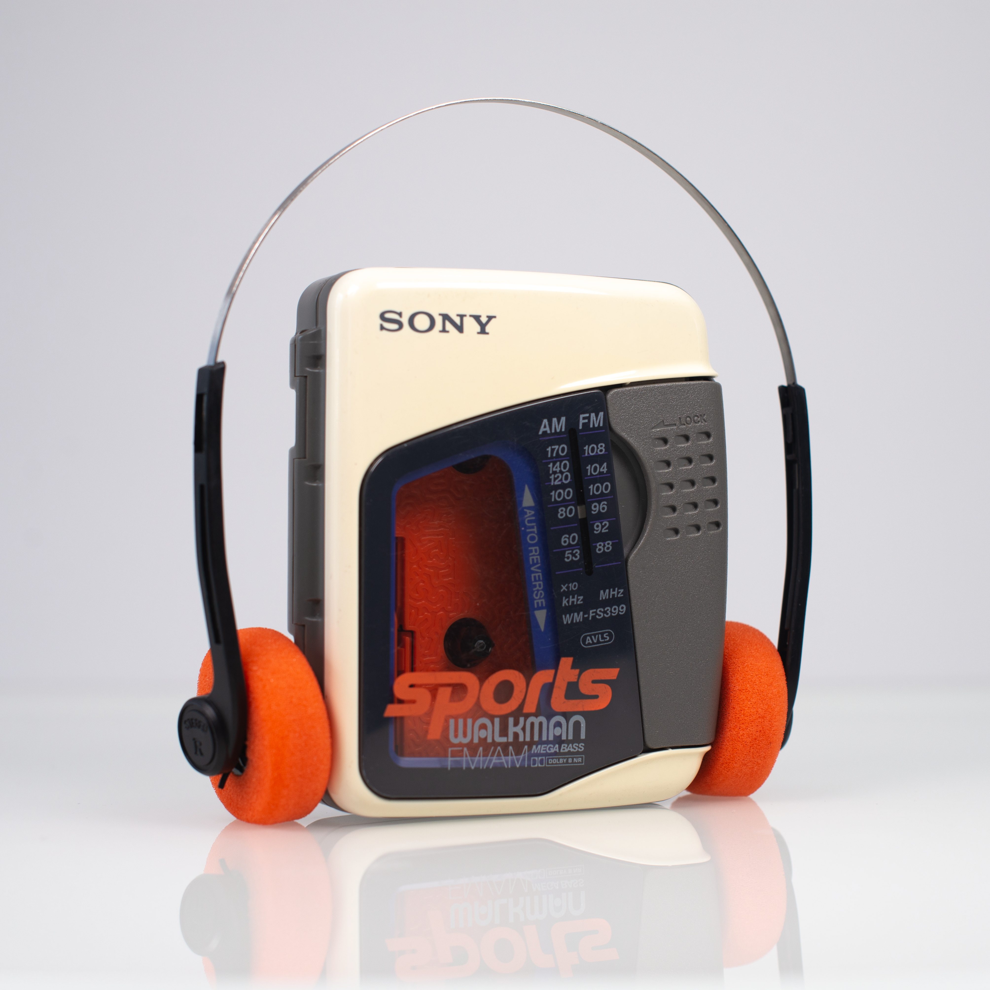 SONY SPORTS WALKMAN WM-FS399 AM/FM PORTABLE CASSETTE PLAYER – High