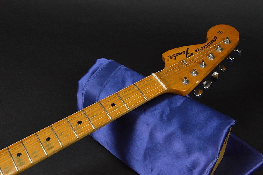 Fender Custom Shop】リバースヘッドファンお待ちかね!!ジミヘンを彷彿