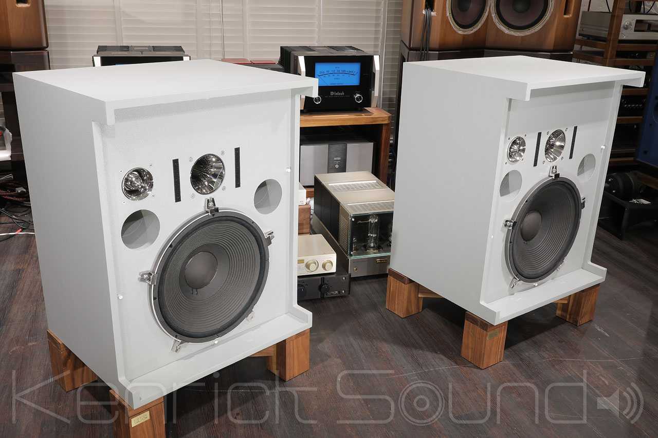 理想の3WAY構成 JBL 4320 ほとばしる『軽低音』と『重高音