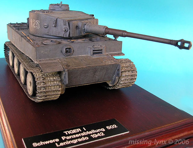 Tiger I Early Production - Leningrad by Joachin Aguilar (Dragon 1/35)