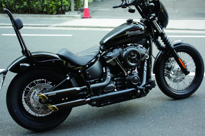 ソフテイル用マフラー ベビーブラス 63・76シリーズ | MOTORSTAGE