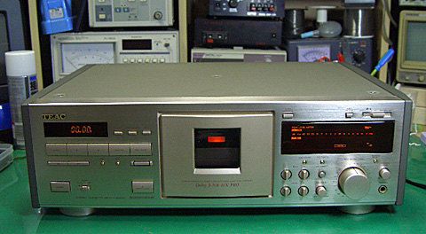 TEAC V-8000S