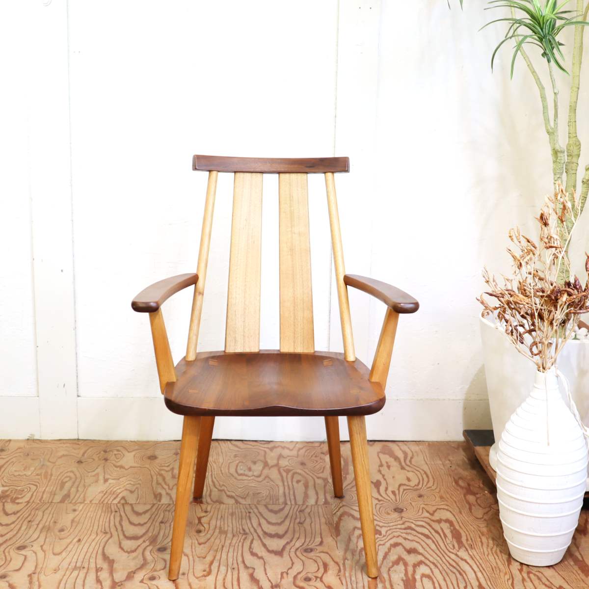 シラカワ ダイニングチェア 飛騨家具 ハイバックアーム付きチェア