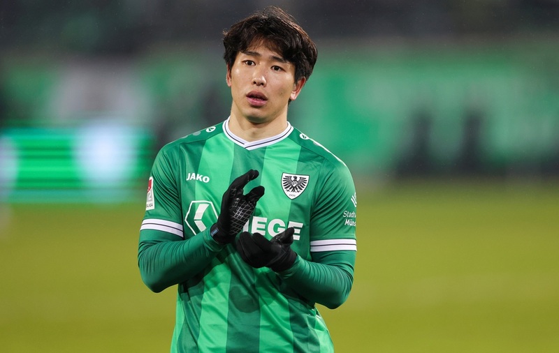 昨年日本代表デビューの25歳FW、半年で欧州名門から“放出”→新天地