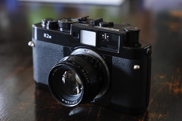 レンジファインダーカメラ「BESSA R2M」を購入しました。
