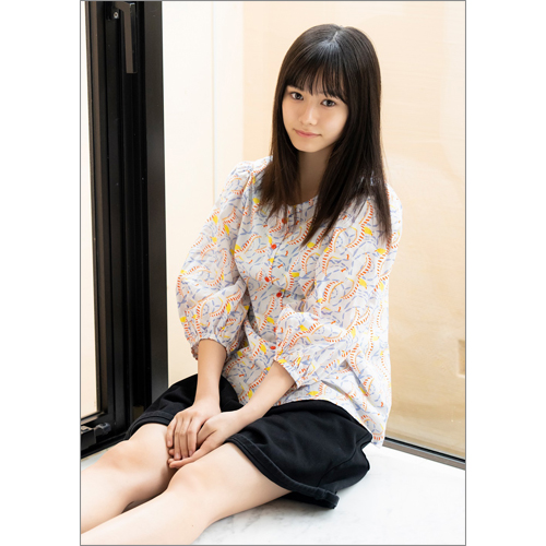 仲村悠菜（私立恵比寿中学） サイン入り写真パネル | TOKYO NEWS