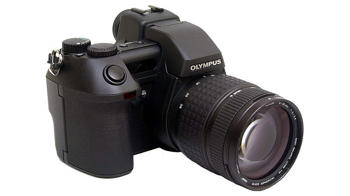 Throwback Thursday: Olympus E-10: DPReview | Photography News