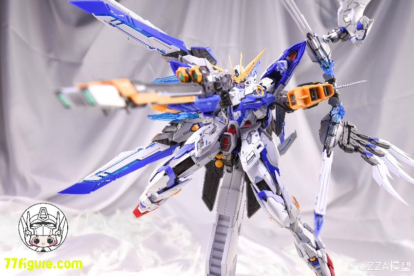 ZZA Model 1/100 CH-01 ブルーフレーム 合金フレーム付き プラモデル