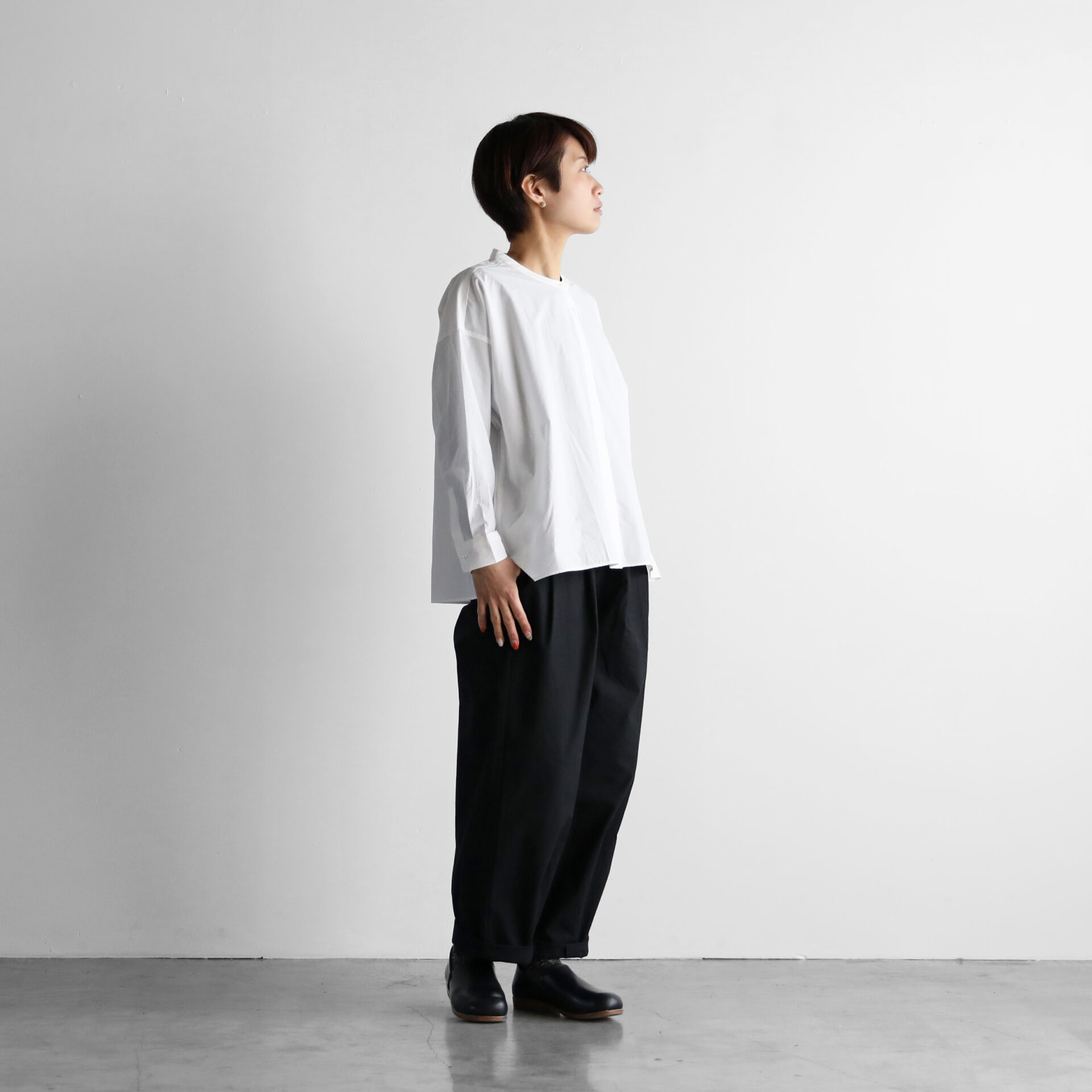 バフクロスワイドパンツ（ブラック）【ユニセックス】504をリリース