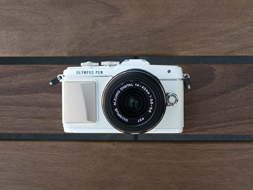 Self portrait: Olympus PEN E-PL7 First Impressions Review