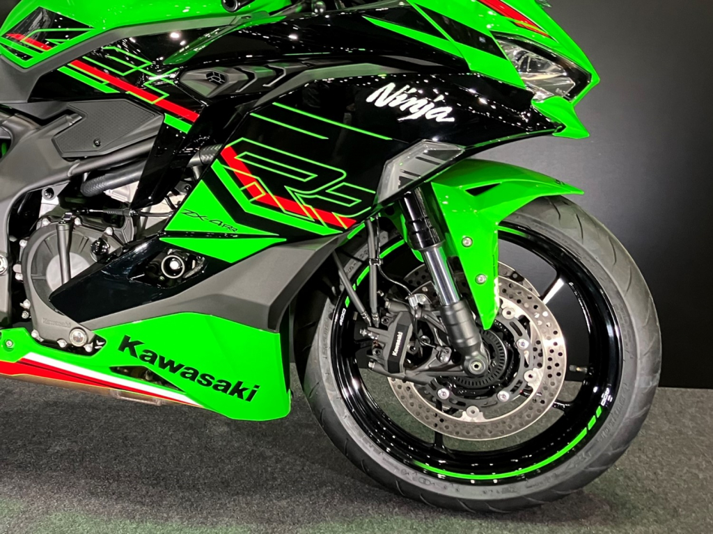 止まる！曲がる！操作感度をより鮮明化させるKOODアクスルシャフト