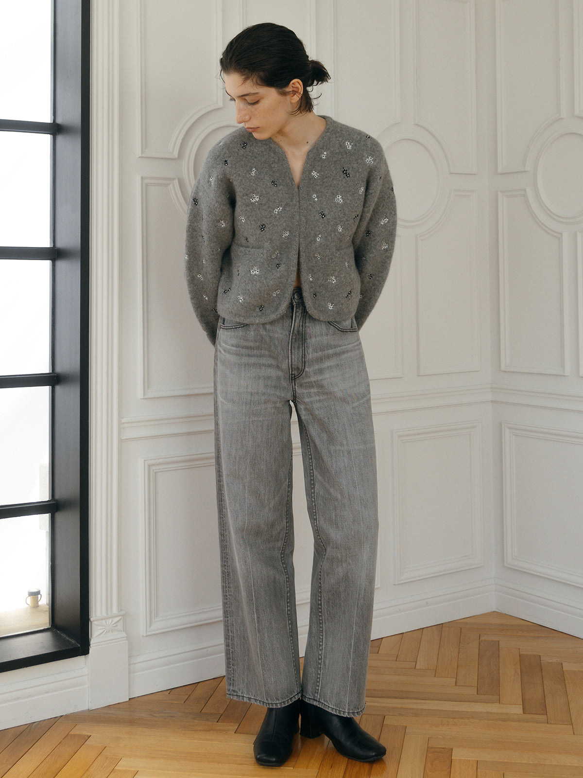 FLOWER EMBROIDERY KNIT JACKET