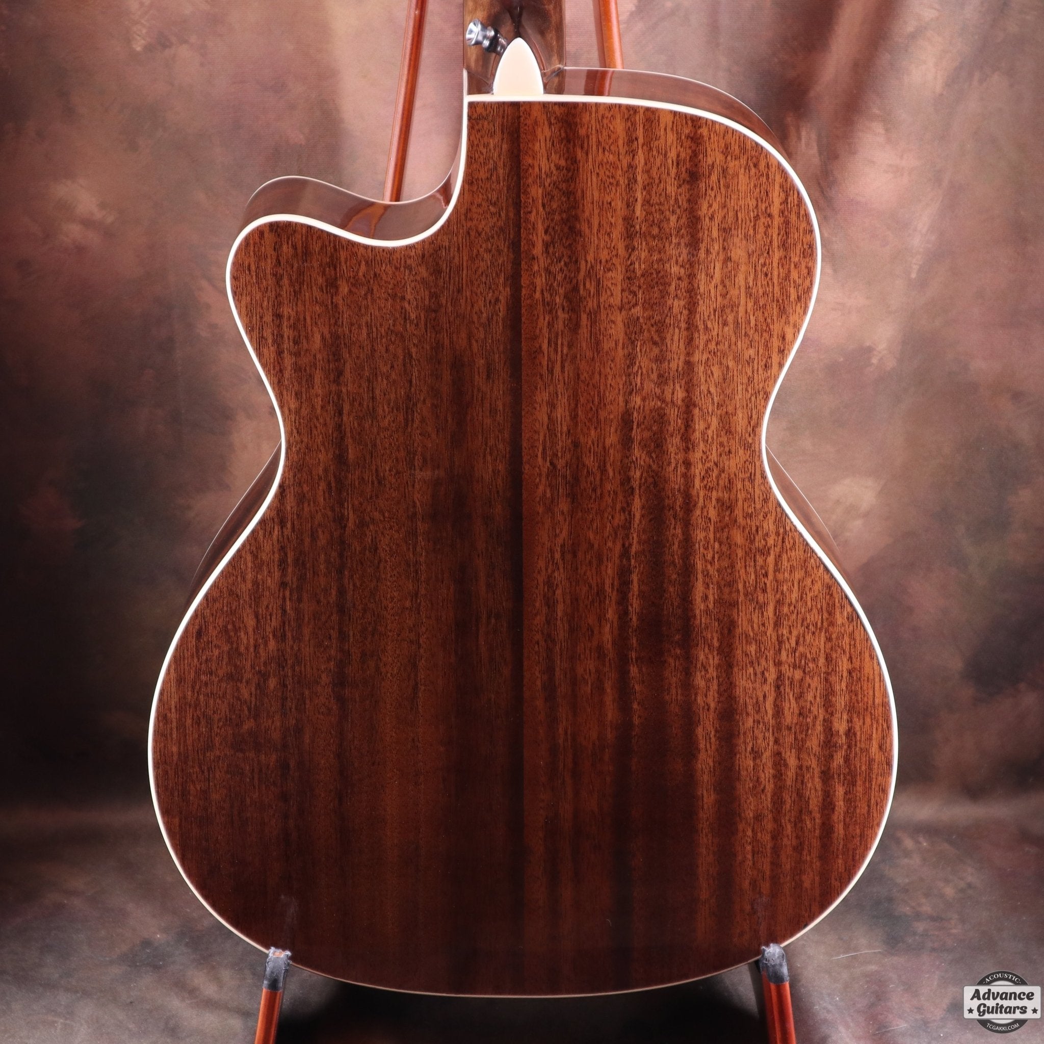 GA01RM アンプ不要！エフェクター内蔵ギター♬