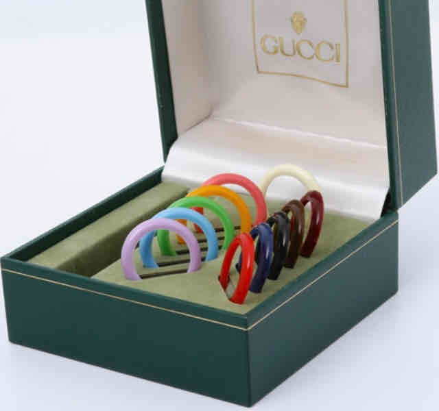 グッチ（GUCCI）チェンジベゼル レディース時計の買取相場と価格目安