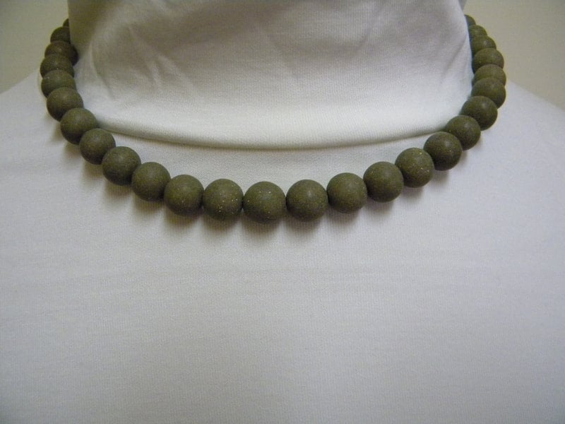 51番 10mm・44玉ネックレス（玉川産北投石） 北投石・源泉希釈水・販売商品