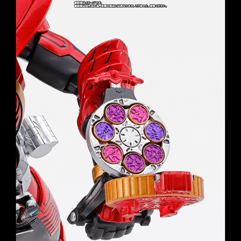 S.H.Figuarts（真骨彫製法） 仮面ライダーオーズ タジャドルコンボ