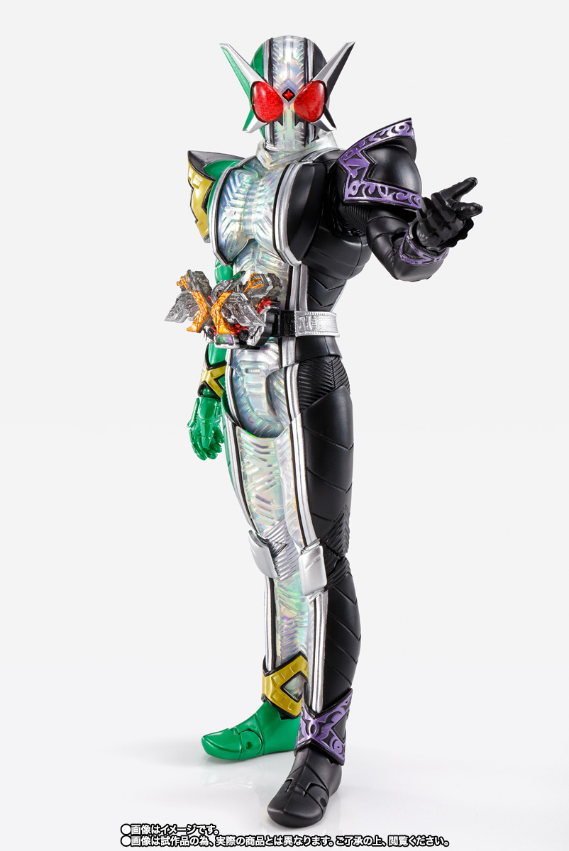 S.H.Figuarts（真骨彫製法） 仮面ライダーW サイクロンジョーカー