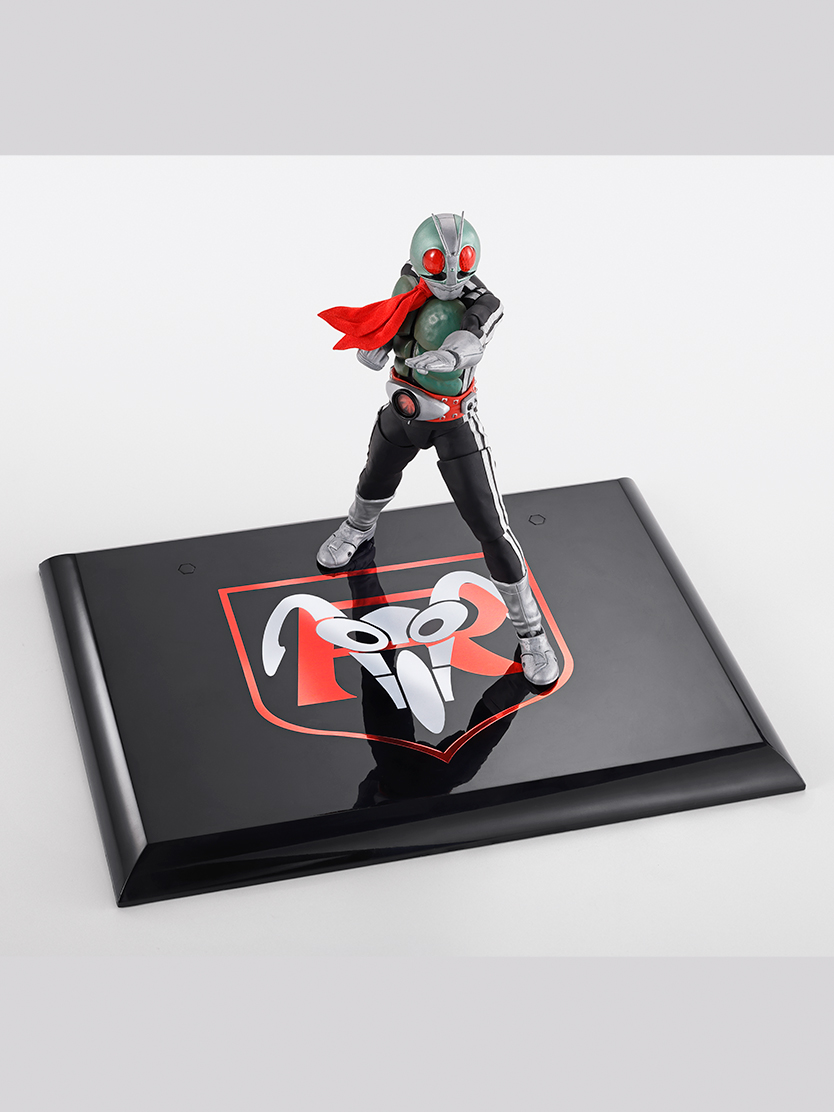S.H.Figuarts (SHINKOCCHOU SEIHOU) Masked Rider New No.1 Glorious