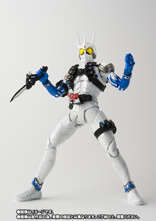 S.H.Figuarts（真骨彫製法） 仮面ライダーエターナル│株式会社BANDAI