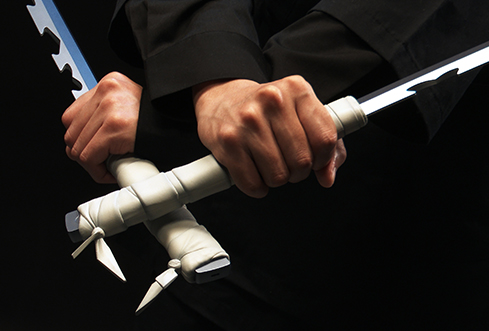 PROPLICA 鬼滅の刃 日輪刀（嘴平伊之助）スペシャルページ | 魂ウェブ