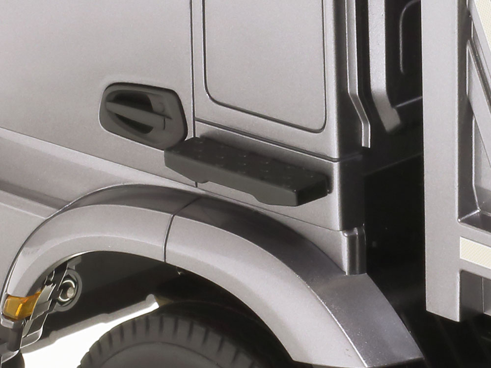 1/14RC メルセデス・ベンツ アロクス 3348 6x4 ダンプトラック: RC