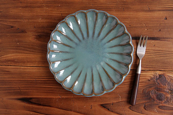 丸八窯】菊皿/青/（径 24cm） | 【丹波のイロドリ】丹波焼(陶器)の公式