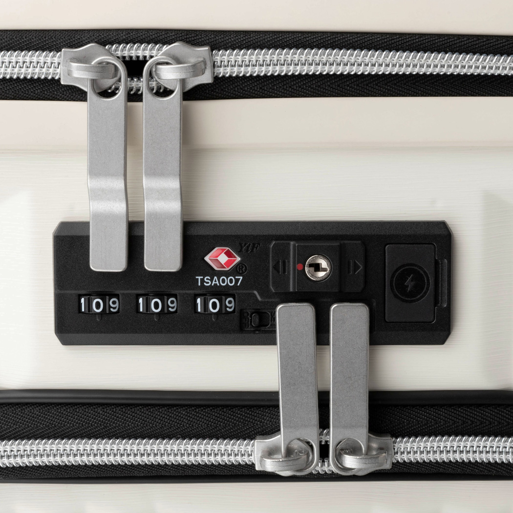 6211 BLADE PLUS | LEGEND WALKER | スーツケース | T&S