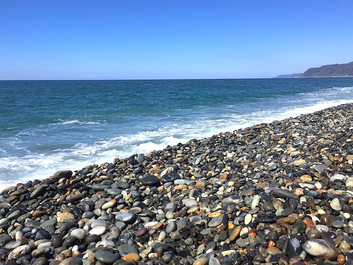 ヒスイ海岸（糸魚川海岸） | ニッポン旅マガジン